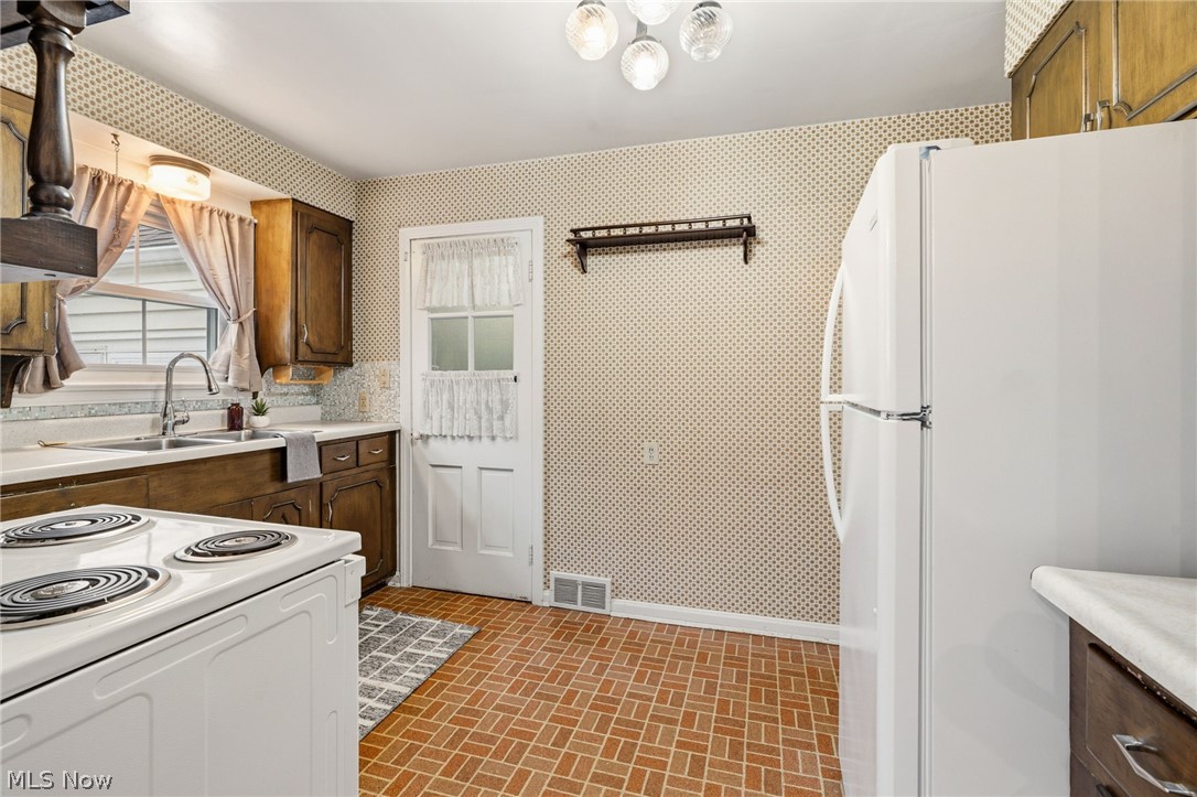 9482 Highland Drive Brecksville OH 44141