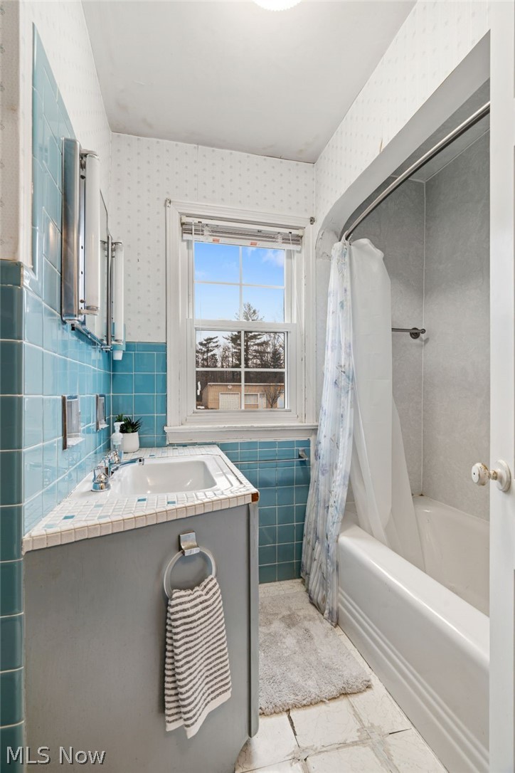 9482 Highland Drive Brecksville OH 44141