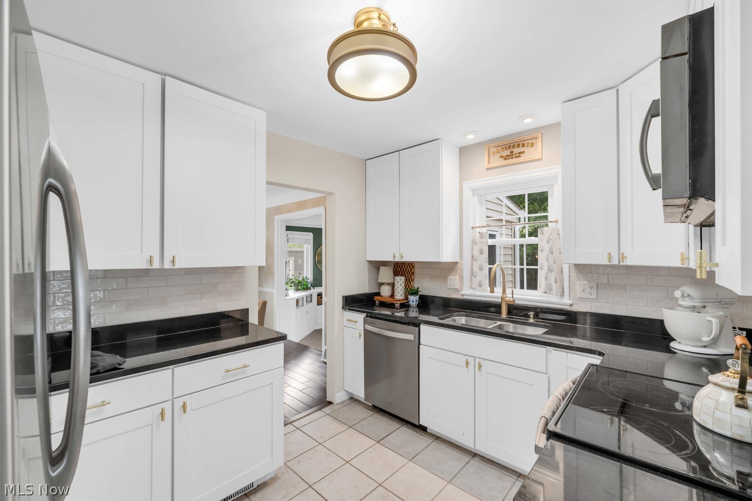 20231 Westover Avenue Rocky River OH 44116