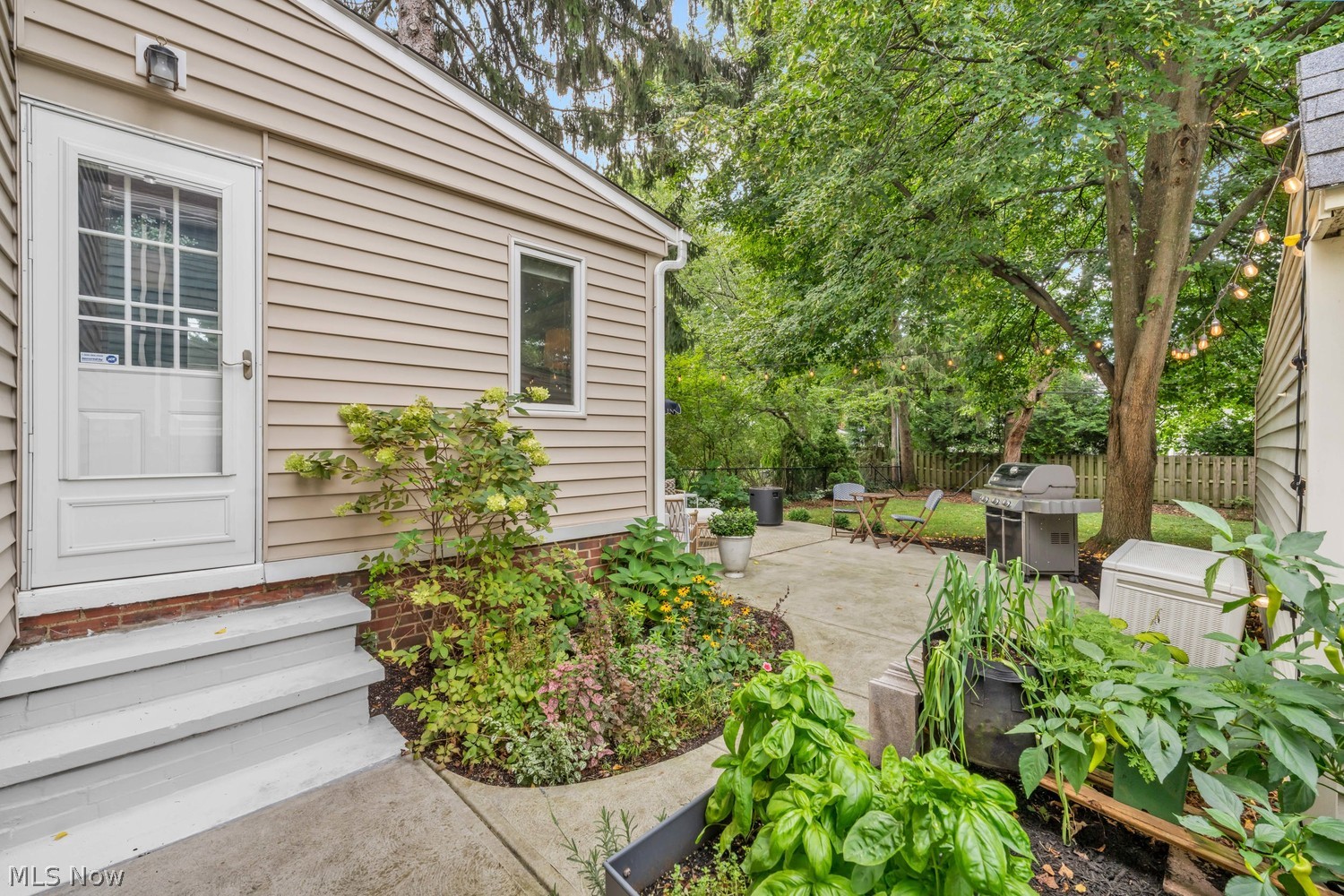20231 Westover Avenue Rocky River OH 44116