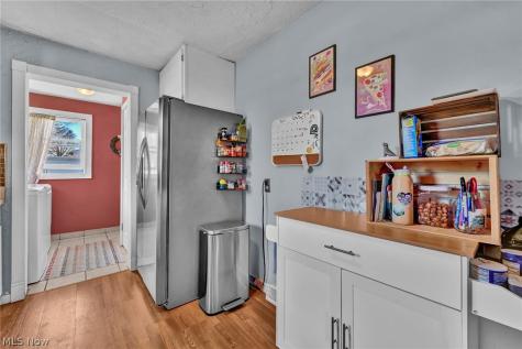 8581 Webster Road Strongsville OH 44136