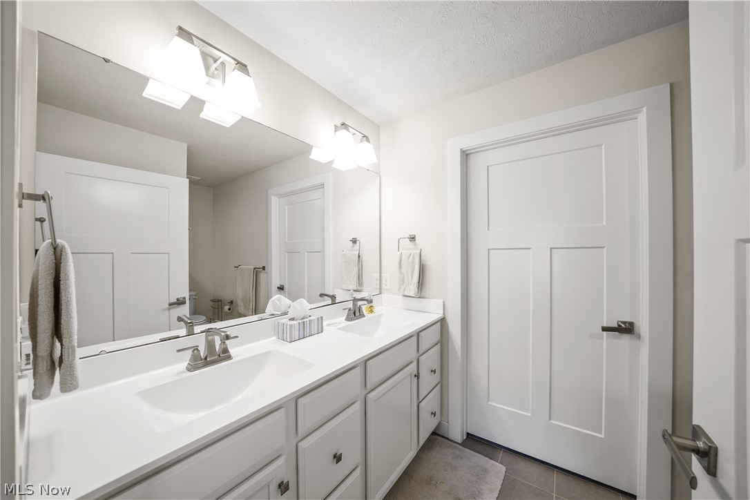 1519 Duncan Way Streetsboro OH 44241