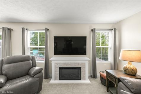 1519 Duncan Way Streetsboro OH 44241