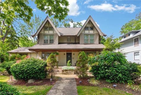 126 Columbus Street Elyria OH 44035