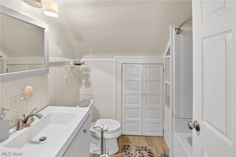 126 Columbus Street Elyria OH 44035