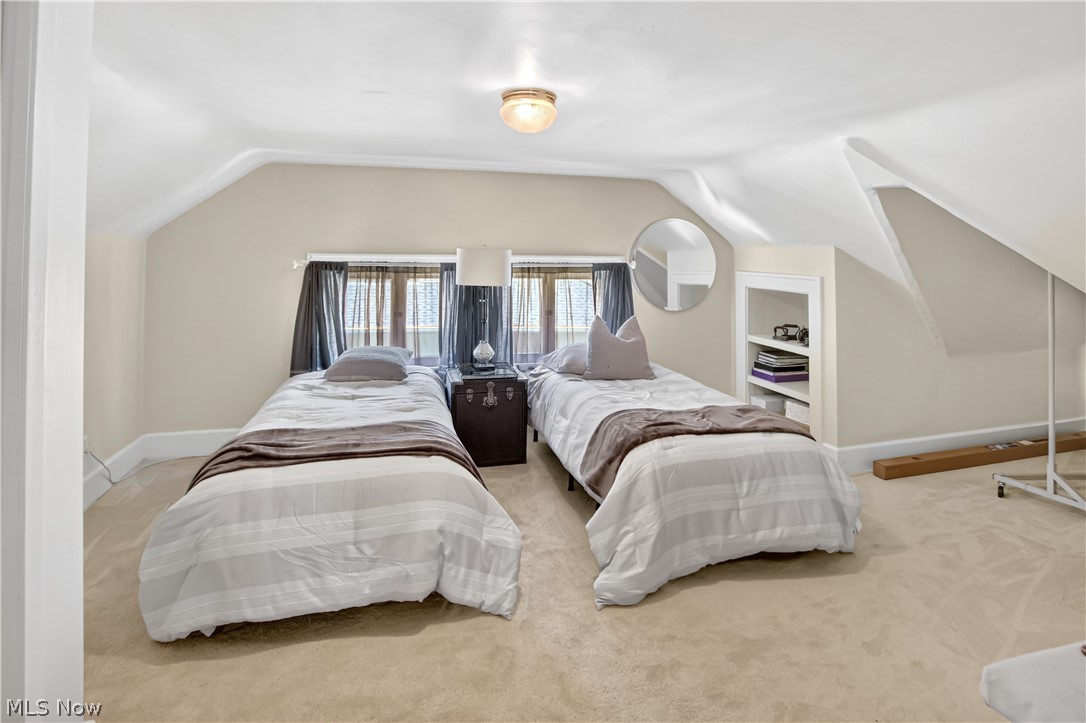 126 Columbus Street Elyria OH 44035