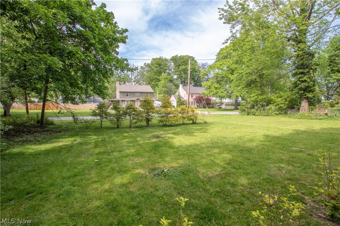 126 Columbus Street Elyria OH 44035