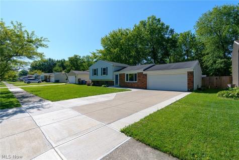 26943 Southwood Lane Olmsted Twp OH 44138
