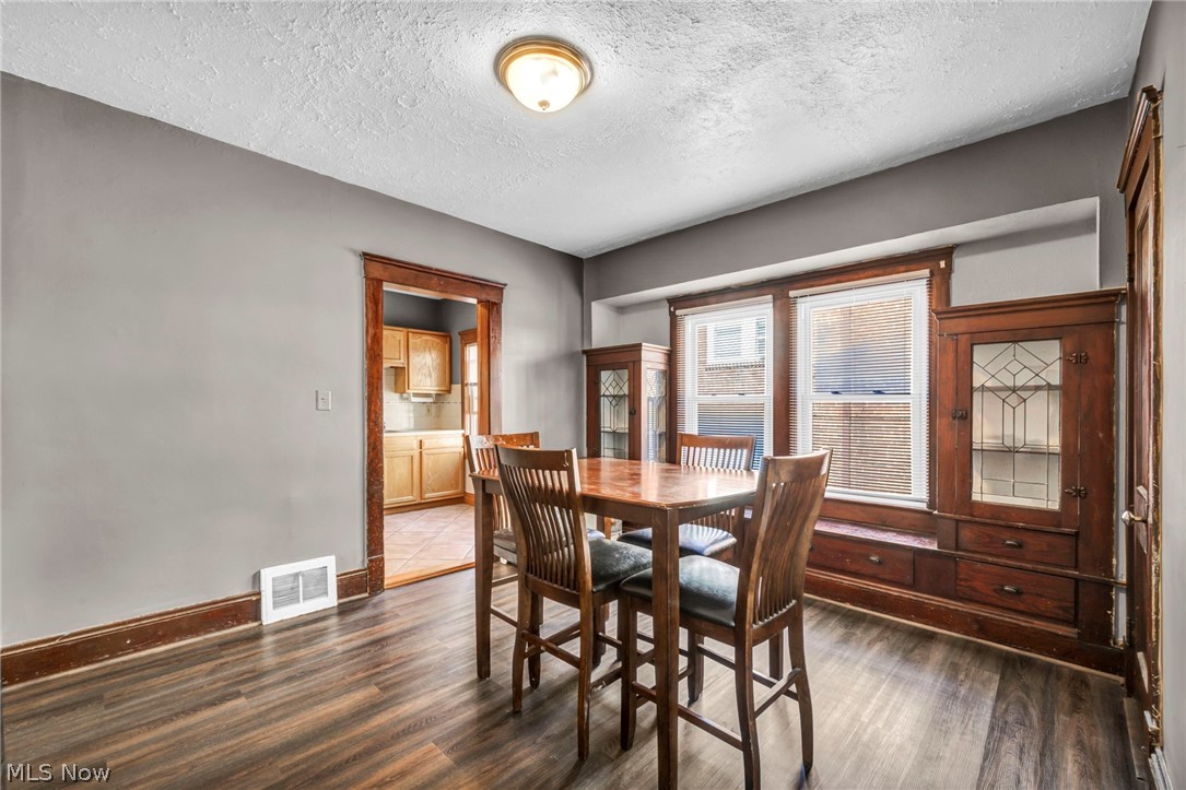 4352 W 47th Street Cleveland OH 44144