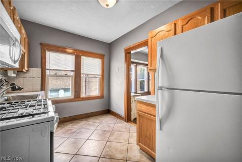 4352 W 47th Street Cleveland OH 44144