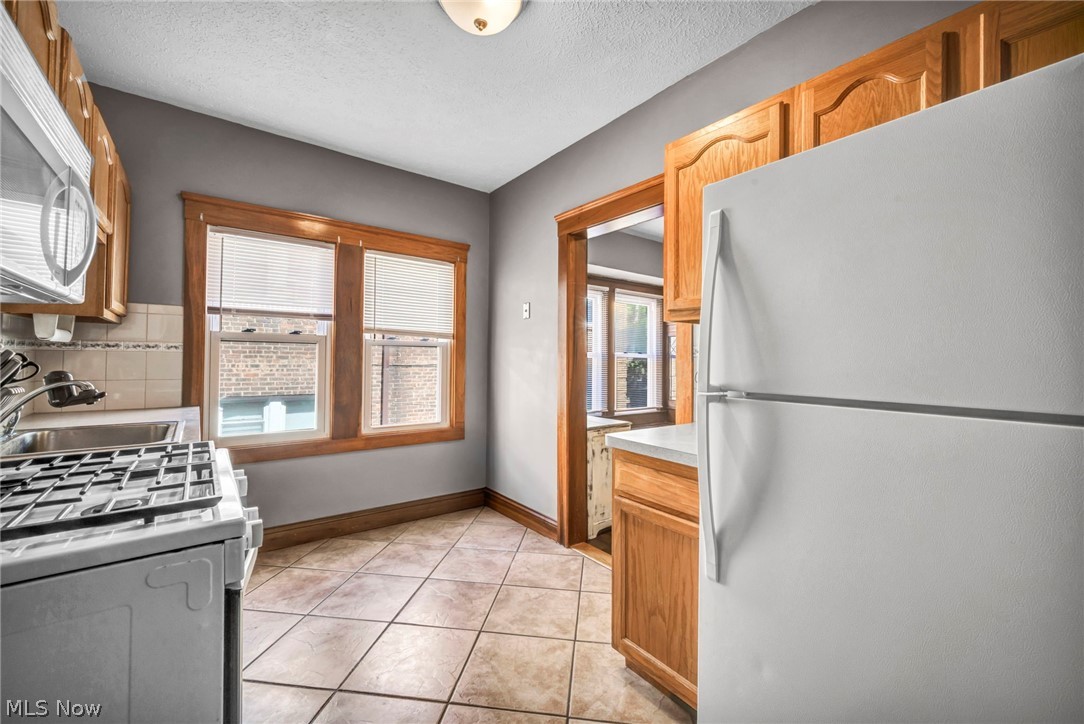 4352 W 47th Street Cleveland OH 44144
