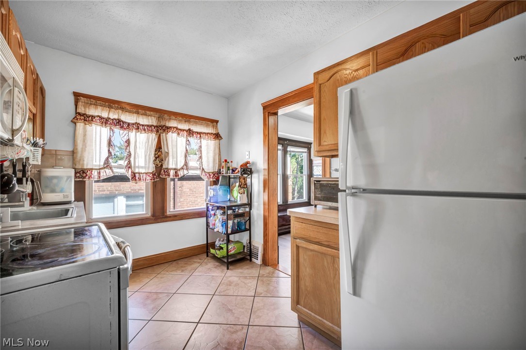 4352 W 47th Street Cleveland OH 44144