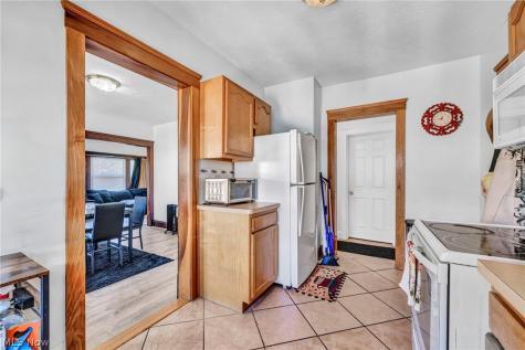 4352 W 47th Street Cleveland OH 44144