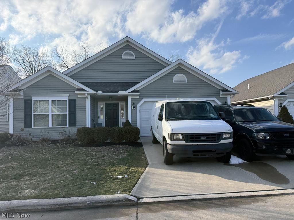 122 Haydens Arbor Elyria OH 44035