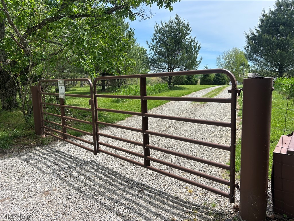 6180 Irish Ridge Road SE Corning OH 43730