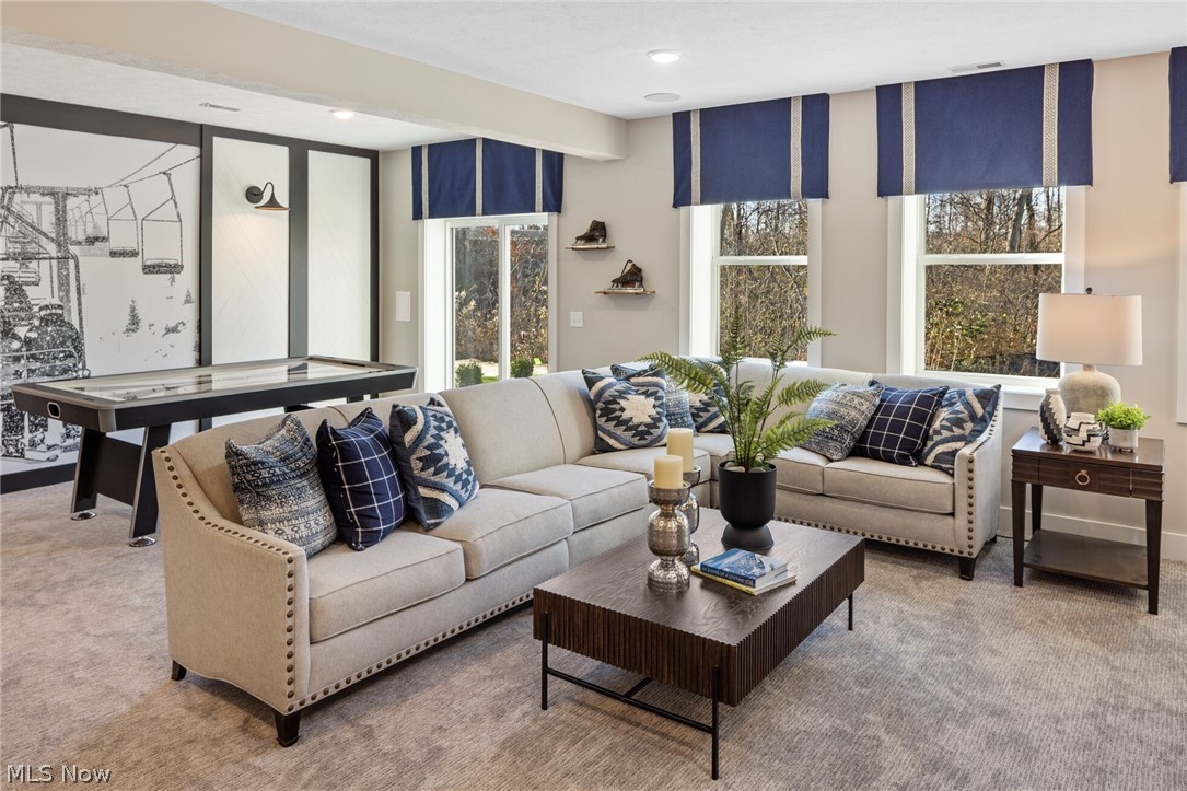 797 Colesbourne Circle Green OH 44685