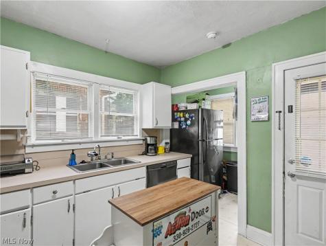 2472 4th Street Cuyahoga Falls OH 44221