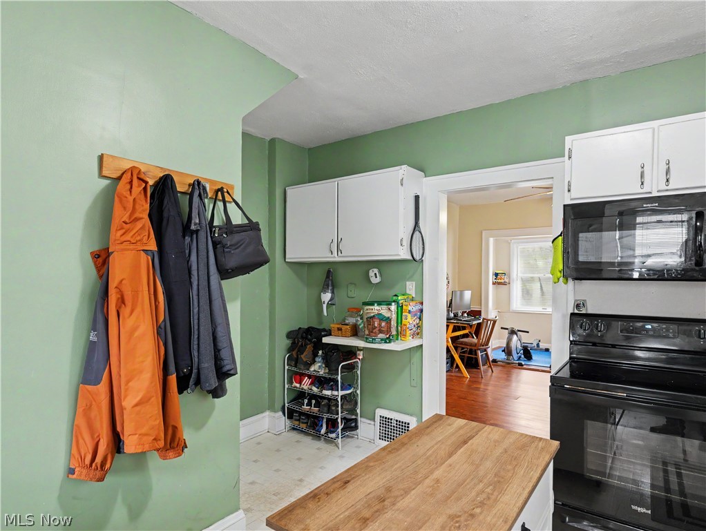 2472 4th Street Cuyahoga Falls OH 44221