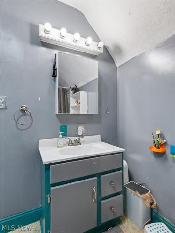 2472 4th Street Cuyahoga Falls OH 44221