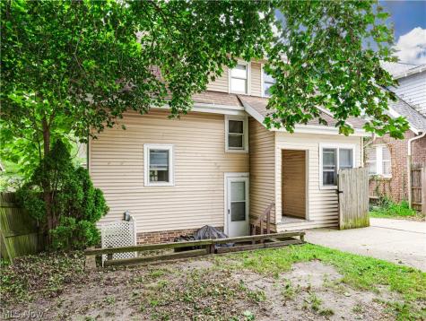 2472 4th Street Cuyahoga Falls OH 44221