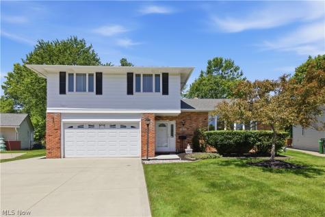 5827 Ashcroft Drive Mayfield Heights OH 44124