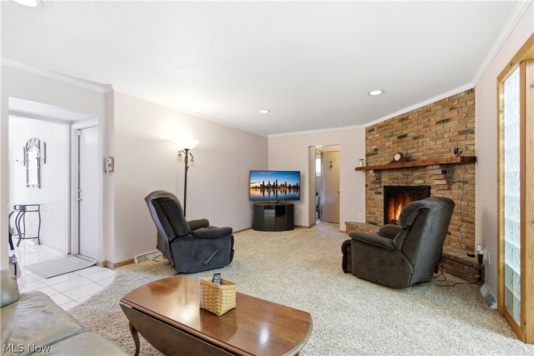 5827 Ashcroft Drive Mayfield Heights OH 44124