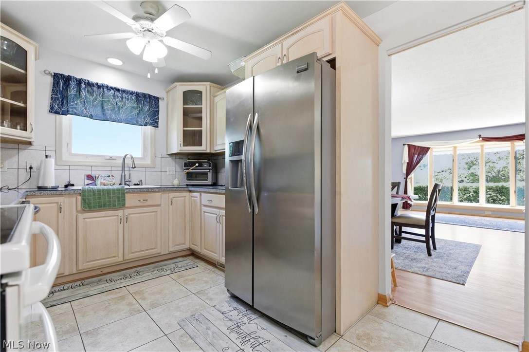 5827 Ashcroft Drive Mayfield Heights OH 44124