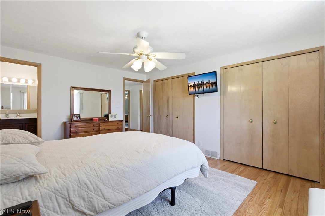 5827 Ashcroft Drive Mayfield Heights OH 44124