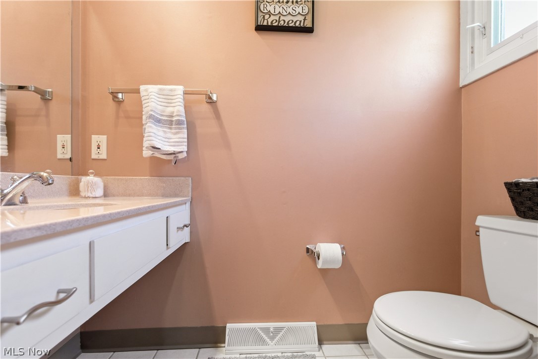 5827 Ashcroft Drive Mayfield Heights OH 44124