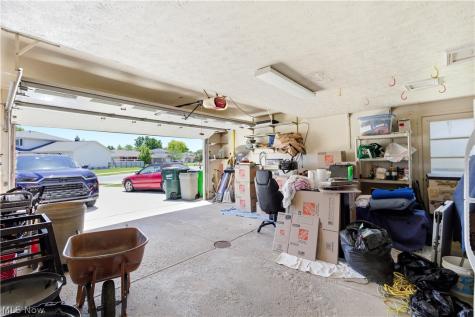 5827 Ashcroft Drive Mayfield Heights OH 44124