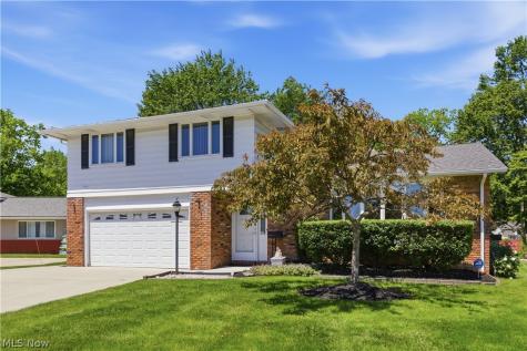 5827 Ashcroft Drive Mayfield Heights OH 44124