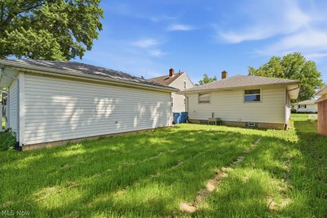 1058 W 29th Street Lorain OH 44052