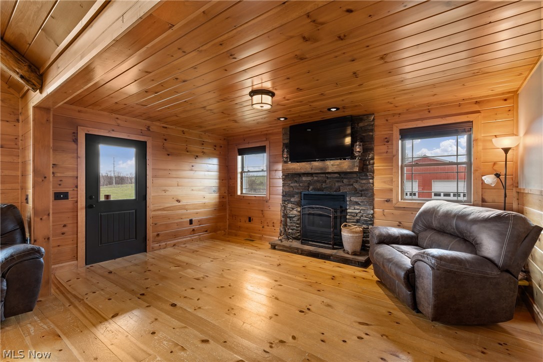 1425 Township Road 192 Cadiz OH 43907