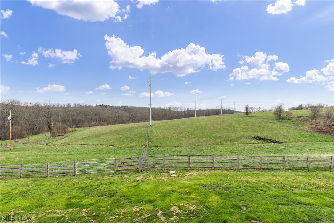 1425 Township Road 192 Cadiz OH 43907