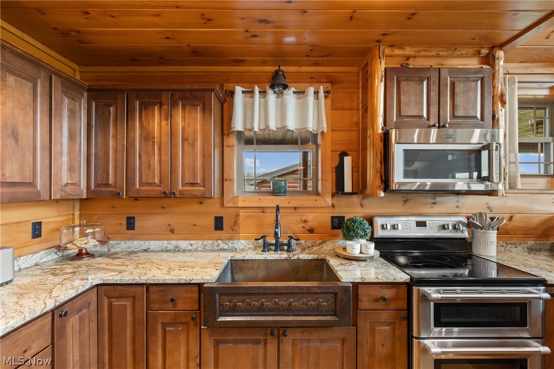 1425 Township Road 192 Cadiz OH 43907