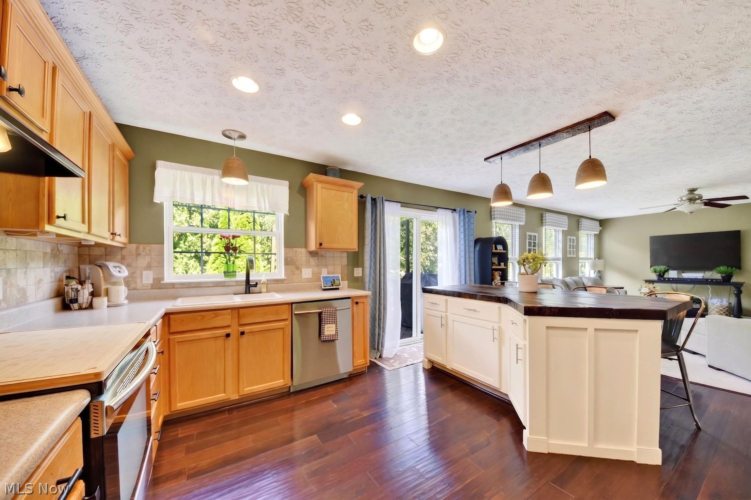 137 Creekledge Lane Copley OH 44321