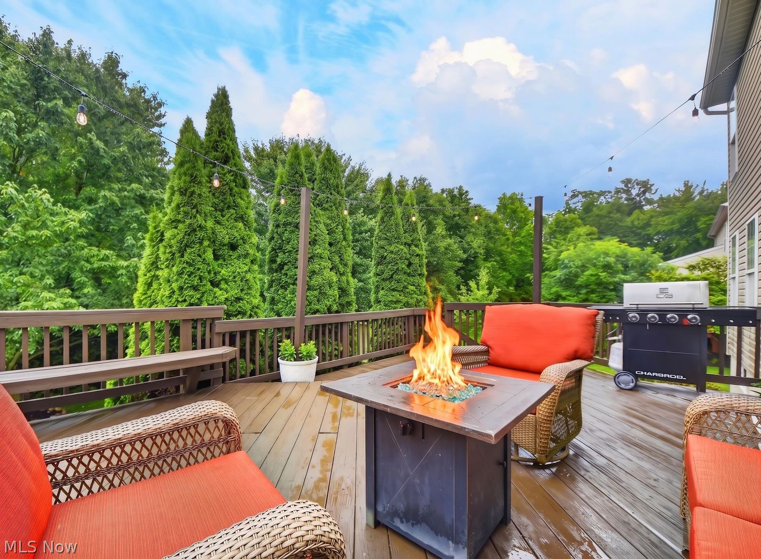 137 Creekledge Lane Copley OH 44321