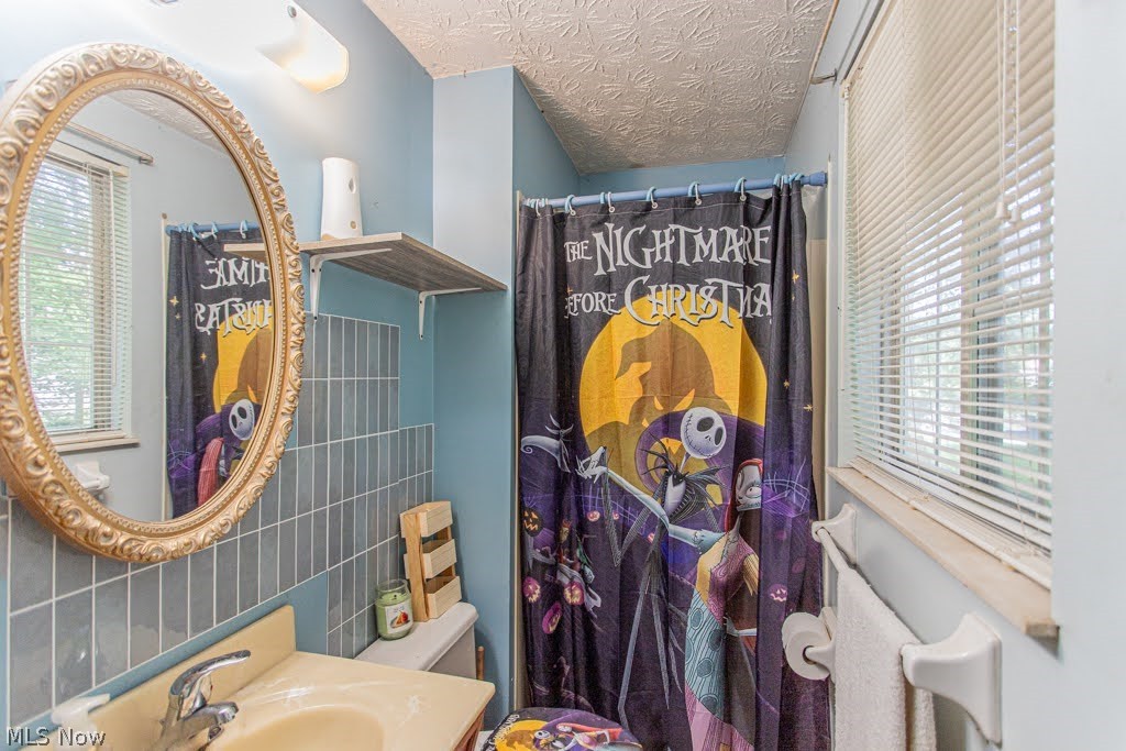 7764 Micawber Road NE Warren OH 44484