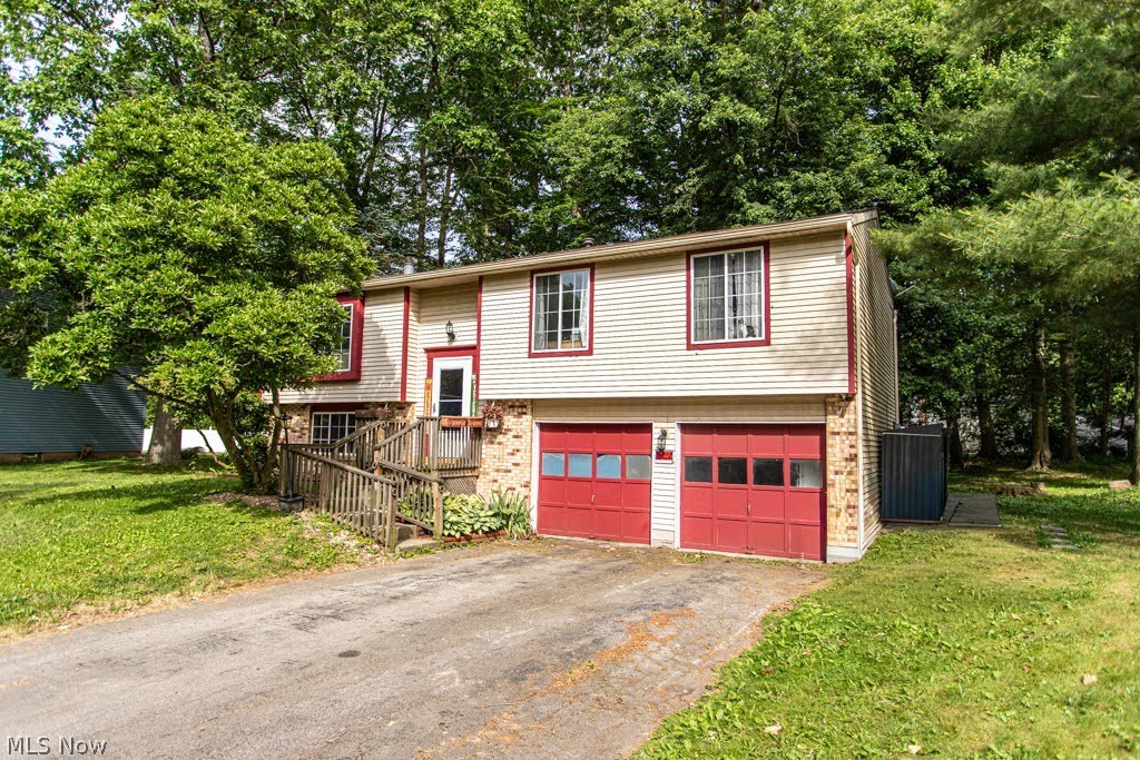 7764 Micawber Road NE Warren OH 44484