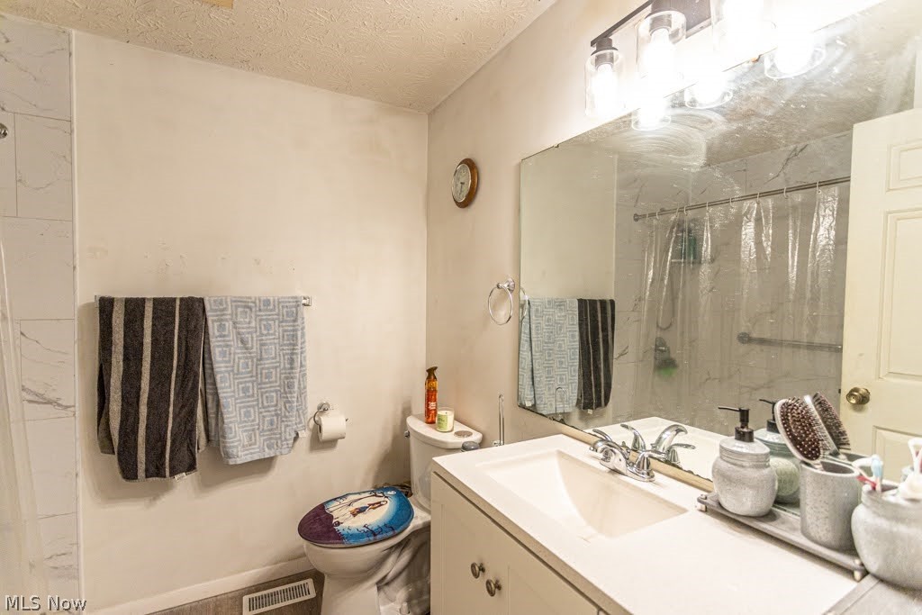 7764 Micawber Road NE Warren OH 44484