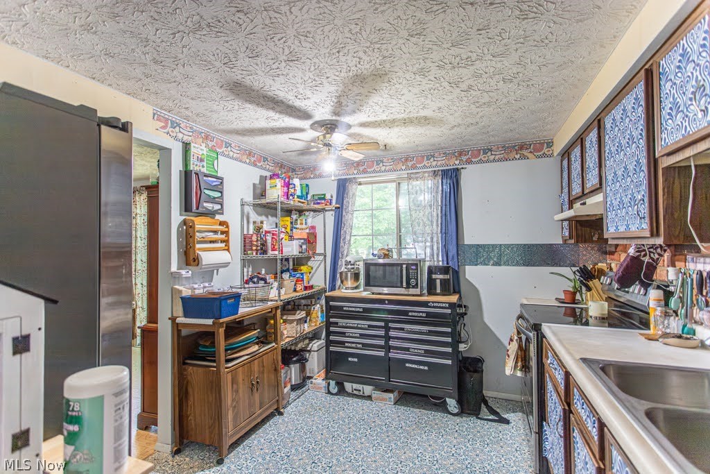 7764 Micawber Road NE Warren OH 44484