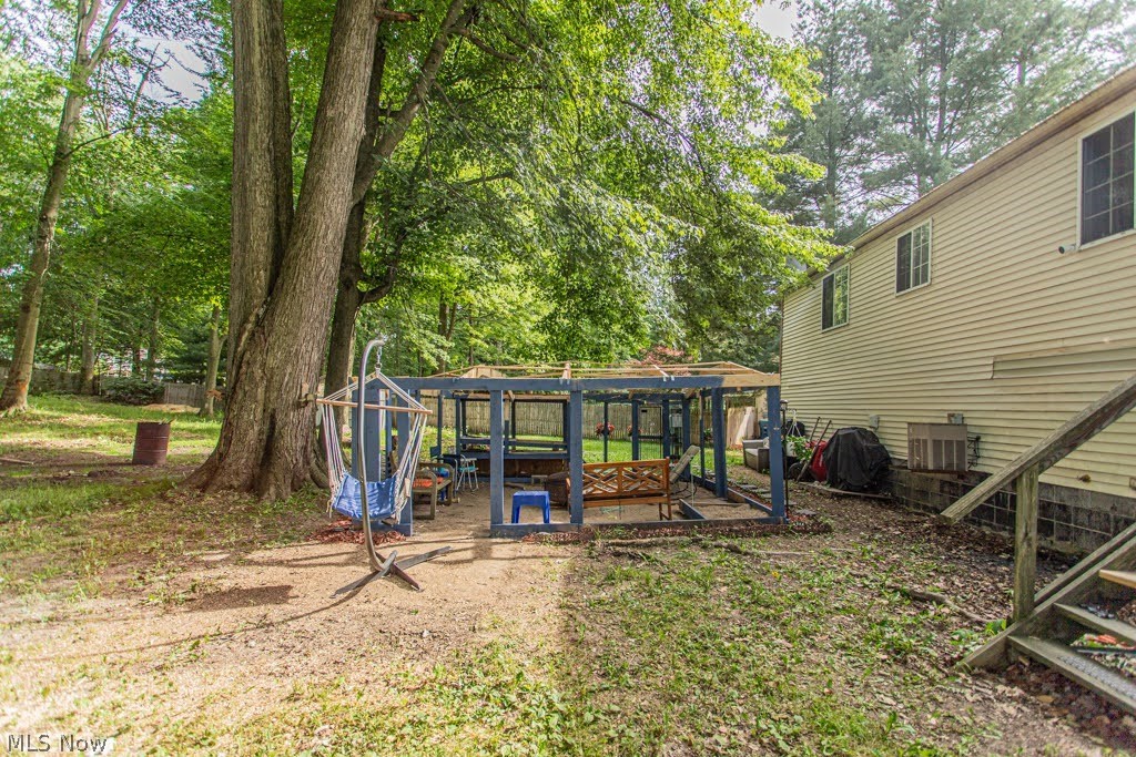 7764 Micawber Road NE Warren OH 44484