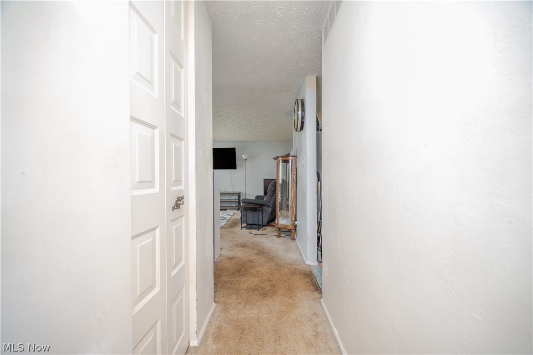 7764 Micawber Road NE Warren OH 44484