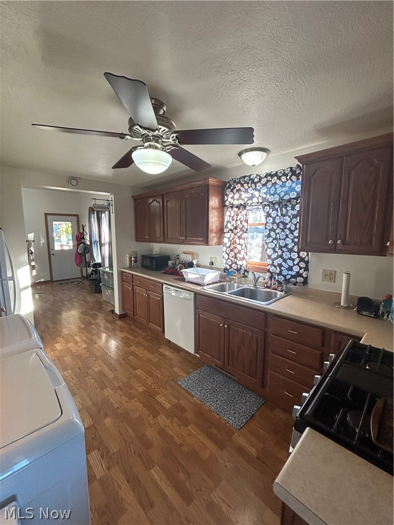 402 4th Street NW New Philadelphia OH 44663