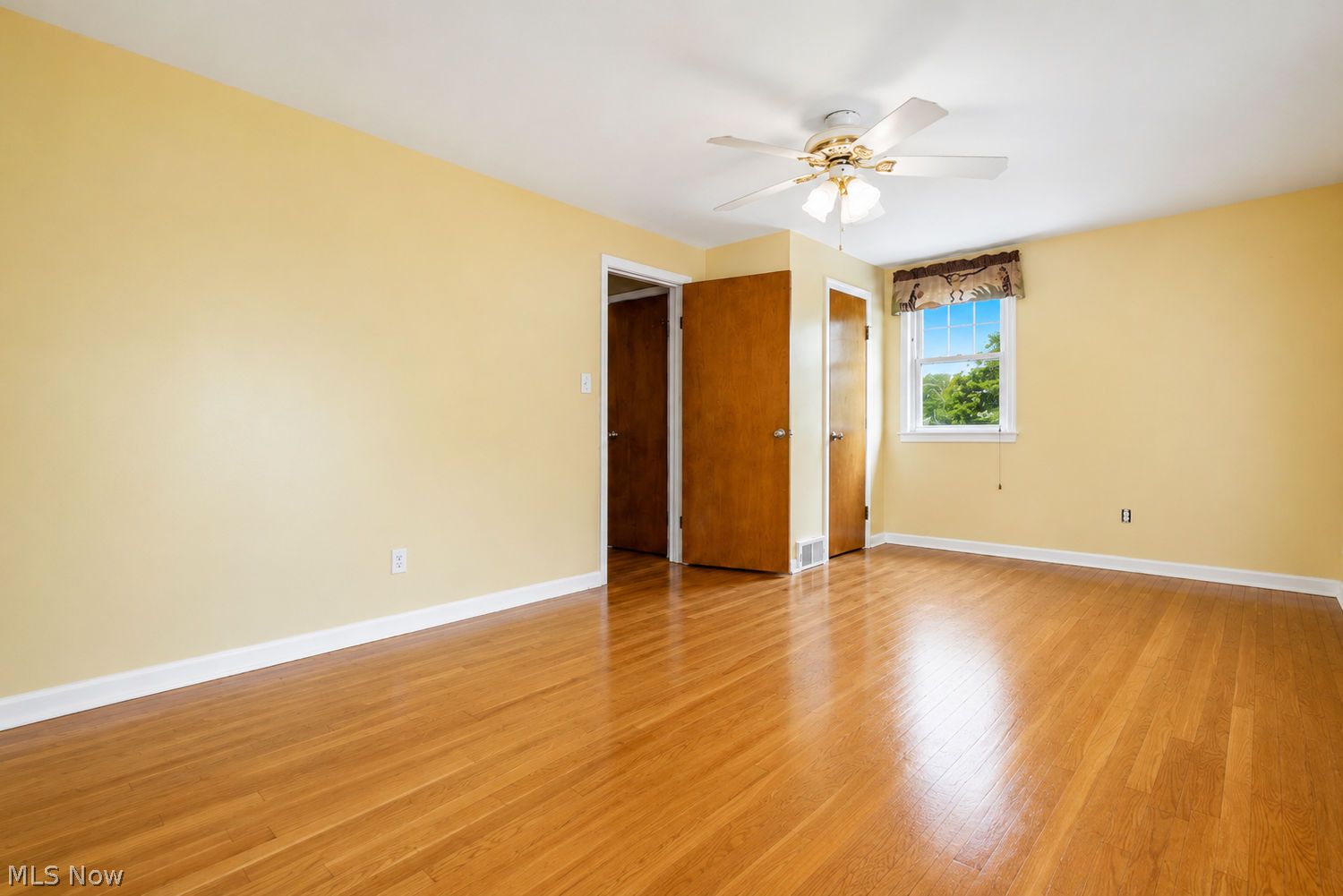 5192 Case Avenue Lyndhurst OH 44124