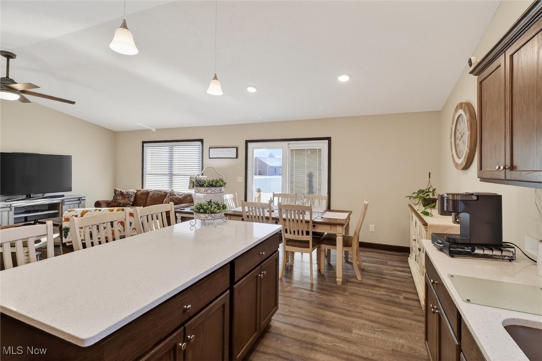 9389 Towpath Trail Seville OH 44273