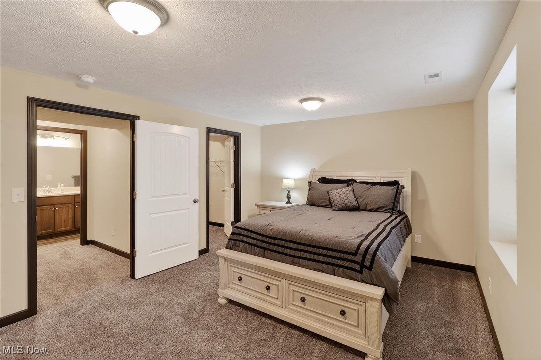 9389 Towpath Trail Seville OH 44273