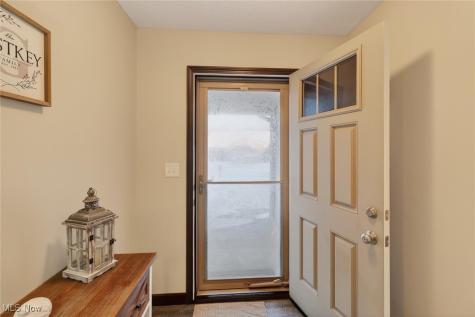 9389 Towpath Trail Seville OH 44273