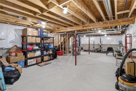 9389 Towpath Trail Seville OH 44273
