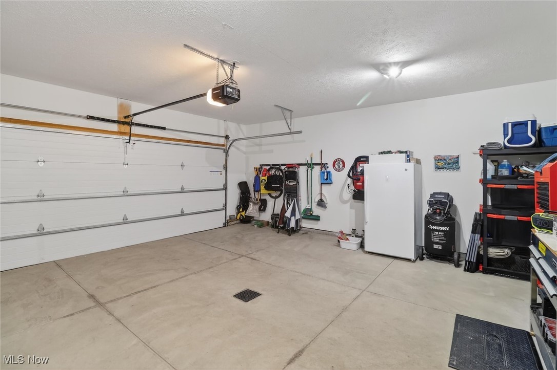 9389 Towpath Trail Seville OH 44273